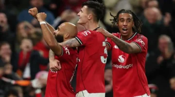 مواجهة رونالدو مرتقبة.. مانشستر يونايتد يخطط لمباريات ودية بعد توديع كأس الاتحاد الإنجليزي